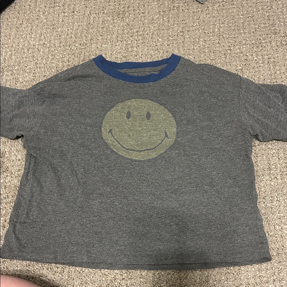 American Eagle Outfitters Gray Crop Top with Yellow-Green Smiley and Blue Trim